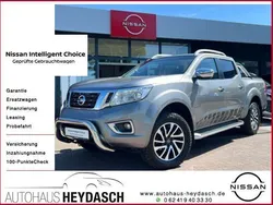 Grau Gebraucht 2016 Nissan Navara N-Connecta Abholung | 26.975 € (Fairer Preis)