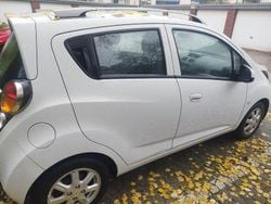 Weiß Gebraucht 2012 Chevrolet Spark LS Kleinwagen | 900 € (Superpreis)