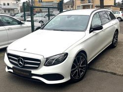 Weiß Gebraucht 2019 Mercedes E220 Avantgarde Limousine | 22.990 € (Superpreis)