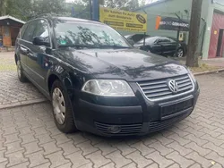 Schwarz Gebraucht 2002 VW Passat Comfortline Kombi | 790 € (Fairer Preis)