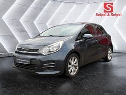 Schwarz Gebraucht 2016 Kia Rio DREAM-TEAM Edition Limousine | 8.950 € (Fairer Preis)