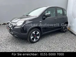 Schwarz Gebraucht 2023 Fiat Panda Cross Cross Kleinwagen | 11.990 € (Guter Preis)