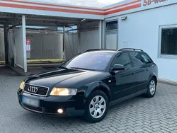 Schwarz Gebraucht 2002 Audi A4 Kombi | 1.000 € (Fairer Preis)