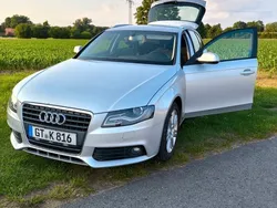 Silber Gebraucht 2011 Audi A4 Attraction Kombi | 7.750 € (Guter Preis)