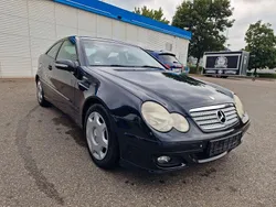 Schwarz Gebraucht 2004 Mercedes CL200 Coupé | 690 €