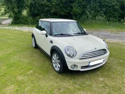 Weiß Gebraucht 2010 Mini ONE Kleinwagen | 4.750 € (Fairer Preis)
