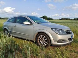 Beige Gebraucht 2006 Opel Astra GTC Edition+ Coupé | 4.990 €