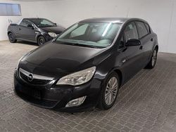 Schwarz Gebraucht 2011 Opel Astra Design Edition Limousine | 4.000 € (Fairer Preis)