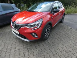 Rot Gebraucht 2024 Renault Captur Techno SUV | 22.995 € (Fairer Preis)