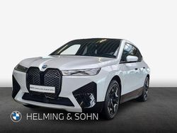Weiß Gebraucht 2023 BMW iX Sport Line SUV | 50.899 € (Etwas zu teuer)