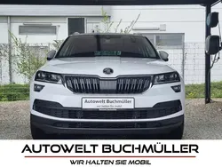 Moonweiss metallic (weiß) Gebraucht 2022 Skoda Karoq SUV | 25.290 € (Guter Preis)