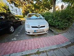 Silber Gebraucht 2008 Toyota Corolla Verso Van / Kleinbus | 3.000 €