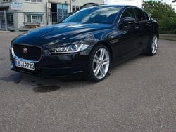 Schwarz Gebraucht 2016 Jaguar XE Prestige Limousine | 14.169 € (Guter Preis)