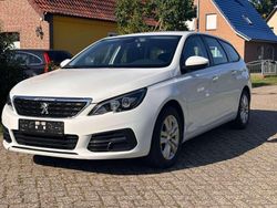 Weiß Gebraucht 2019 Peugeot 308 Kombi | 10.500 € (Guter Preis)
