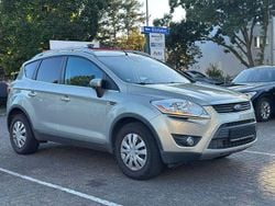 Grau Gebraucht 2009 Ford Kuga Titanium SUV | 4.995 € (Guter Preis)