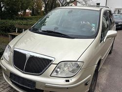 Andere farben Gebraucht 2008 Lancia Phedra Van / Kleinbus | 1.500 €