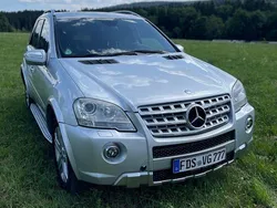 Silber Gebraucht 2009 Mercedes ML420 AMG SUV | 10.990 € (Fairer Preis)