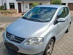 Silber Gebraucht 2010 VW Fox Style Kleinwagen | 3.000 € (Fairer Preis)