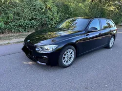 Schwarz Gebraucht 2016 BMW 320 Kombi | 7.750 € (Fairer Preis)