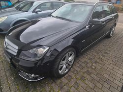 Schwarz Gebraucht 2012 Mercedes C200 Kombi | 7.300 € (Fairer Preis)