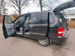Schwarz Gebraucht 2006 Kia Carnival EX Van / Kleinbus | 3.800 €