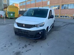 Weiß Gebraucht 2020 Peugeot Partner S Van / Kleinbus | 6.999 € (Fairer Preis)