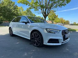 Weiß Gebraucht 2019 Audi A3 Sportback S-Line Limousine | 16.500 € (Fairer Preis)