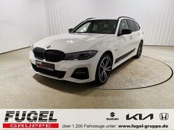 Alpinweiss iii Gebraucht 2022 BMW 330e M Sport Kombi | 33.999 € (Guter Preis)