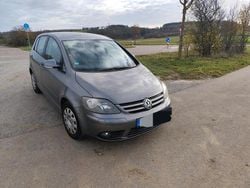 Grau Gebraucht 2006 VW Golf V Limousine | 3.900 € (Guter Preis)