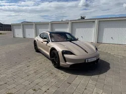 Pts sonderfarbe Gebraucht 2021 Porsche Taycan Cross Turismo Limousine | 106.900 € (Fairer Preis)