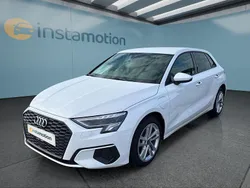 Weiß Gebraucht 2022 Audi A3 Sportback e-tron Limousine | 26.649 € (Fairer Preis)