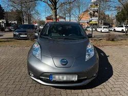 Grau Gebraucht 2016 Nissan Leaf Kleinwagen | 6.200 € (Guter Preis)