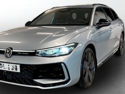 Oyster silver metallic Gebraucht 2025 VW Passat R-line Kombi | 46.990 € (Superpreis)