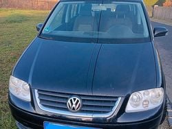 Schwarz Gebraucht 2006 VW Touran Van / Kleinbus | 2.500 € (Etwas zu teuer)