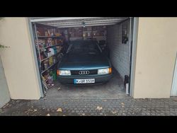 Blau Gebraucht 1987 Audi 80 Limousine | 2.600 €
