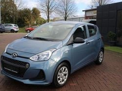 Blau Gebraucht 2018 Hyundai i10 Basis Kleinwagen | 3.800 € (Guter Preis)