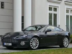 Grau Gebraucht 2003 Aston Martin Vanquish Coupé | 119.800 €