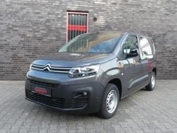 Platinumgrau (metallic) Gebraucht 2023 Citroën Berlingo PureTech Van / Kleinbus | 19.980 € (Guter Preis)