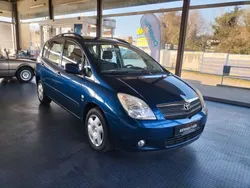 Blau Gebraucht 2003 Toyota Corolla Verso Van / Kleinbus | 2.600 € (Fairer Preis)