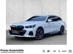 Alpinweiß Gebraucht 2025 BMW i5 Performance Limousine | 72.990 €