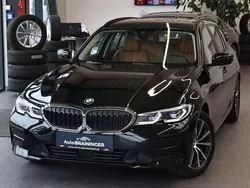 Saphirschwarz Gebraucht 2022 BMW 320 Sport Line Kombi | 30.800 € (Fairer Preis)