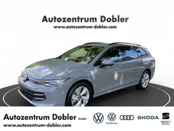 Mondsteingrau Gebraucht 2025 VW Golf VIII Life Kombi | 27.880 € (Fairer Preis)