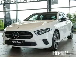 Polarweiß Gebraucht 2022 Mercedes A250 Progressive Limousine | 27.800 € (Fairer Preis)