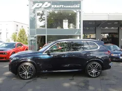 Carbonschwarz Gebraucht 2023 BMW X5 M Sport SUV | 83.950 € (Teuer)