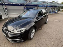 Schwarz Gebraucht 2018 VW Golf VII Highline Kombi | 11.000 € (Guter Preis)
