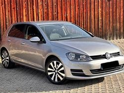 Grau Gebraucht 2014 VW Golf VII Kleinwagen | 8.400 € (Fairer Preis)