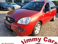 Rot Gebraucht 2007 Kia Carens Basis Van / Kleinbus | 1.790 € (Guter Preis)