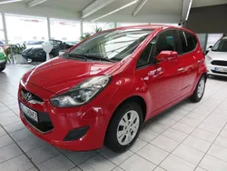 Rot Gebraucht 2013 Hyundai ix20 Edition Van / Kleinbus | 8.396 € (Fairer Preis)