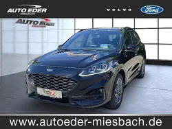 Obsidianschwarz (metallic) Gebraucht 2023 Ford Kuga ST-Line SUV | 30.900 € (Teuer)