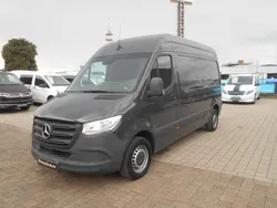 Grau Gebraucht 2022 Mercedes Sprinter Van | 36.866 € (Etwas zu teuer)
